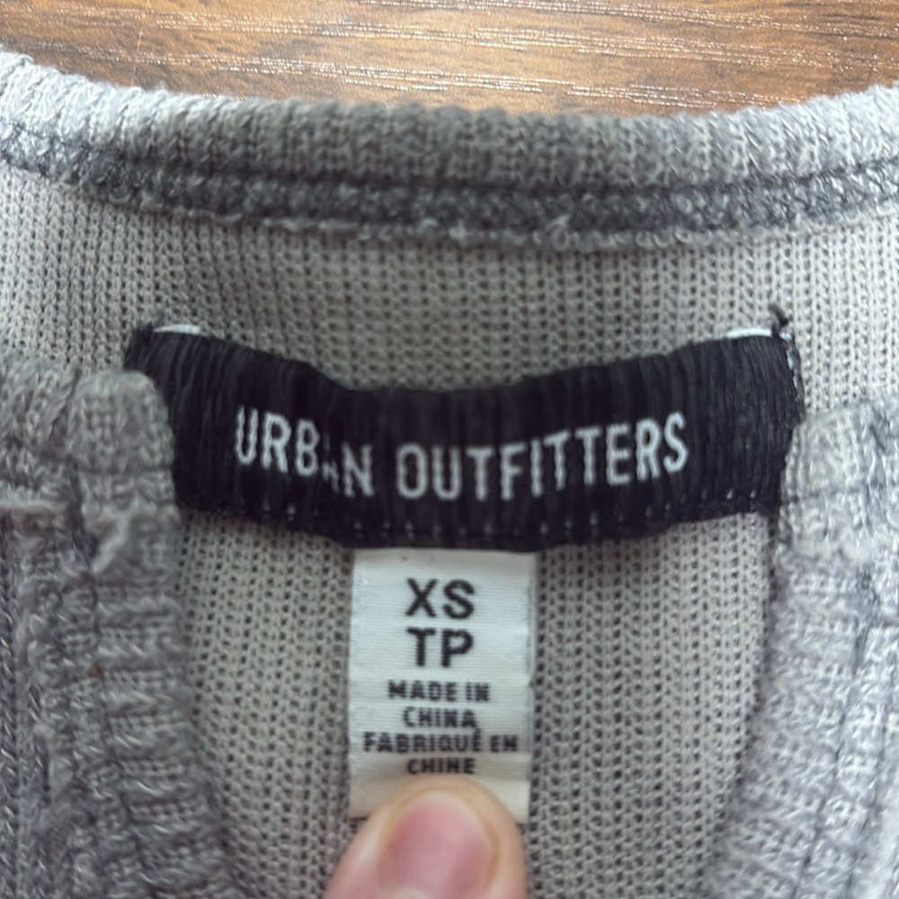 Gray Ribbed Knit Sweater - Picture 2 of 2